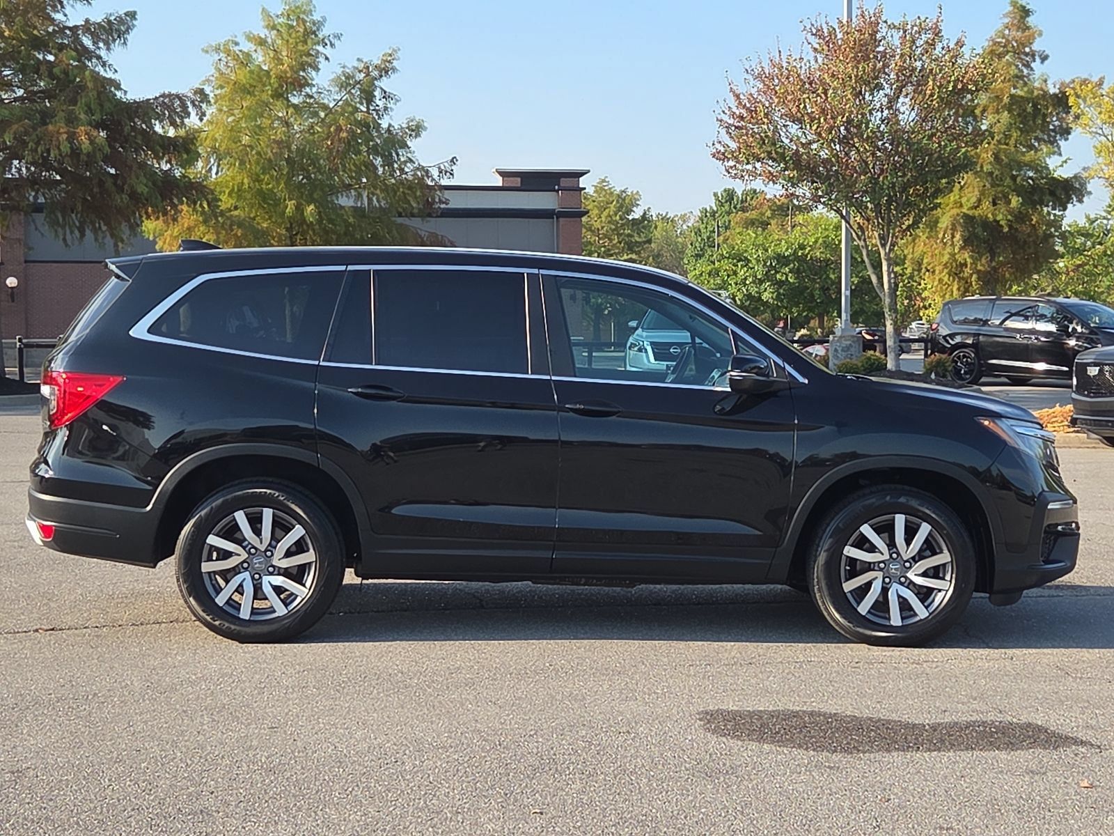 Used 2019 Honda Pilot EX image 6