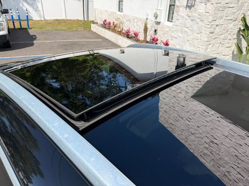 Used 2016 Mercedes-Benz GLC 300 4MATIC image 16