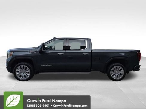 Used 2022 GMC Sierra 1500 Denali w/ Denali Reserve Package AWD/4WD image 6