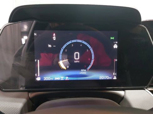 Used 2025 Chevrolet TrailBlazer LT w/ Driver Confidence Package image 18