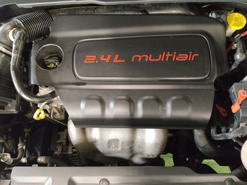 Used 2018 Jeep Compass Latitude w/ Popular Equipment Group AWD/4WD image 30