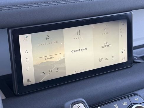 Used 2020 Land Rover Defender 110 SE image 13