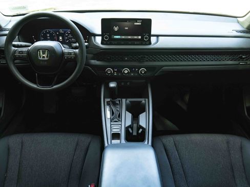 Used 2025 Honda Accord LX image 26