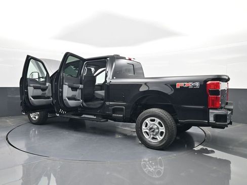 New 2025 Ford F250 XLT w/ 360-Degree Camera Package image 60