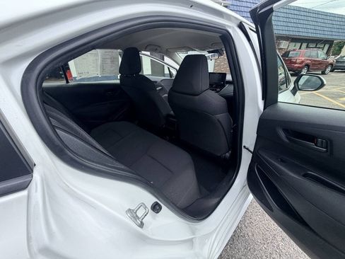 Used 2022 Toyota Corolla LE FWD image 53