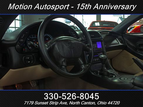 Used 2003 Chevrolet Corvette Convertible w/ Preferred Equipment Group1 image 18