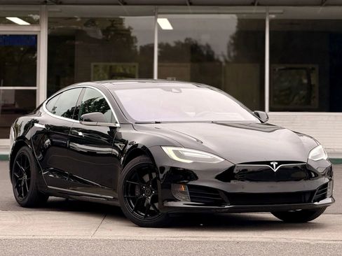 Used 2016 Tesla Model S 75 image 2
