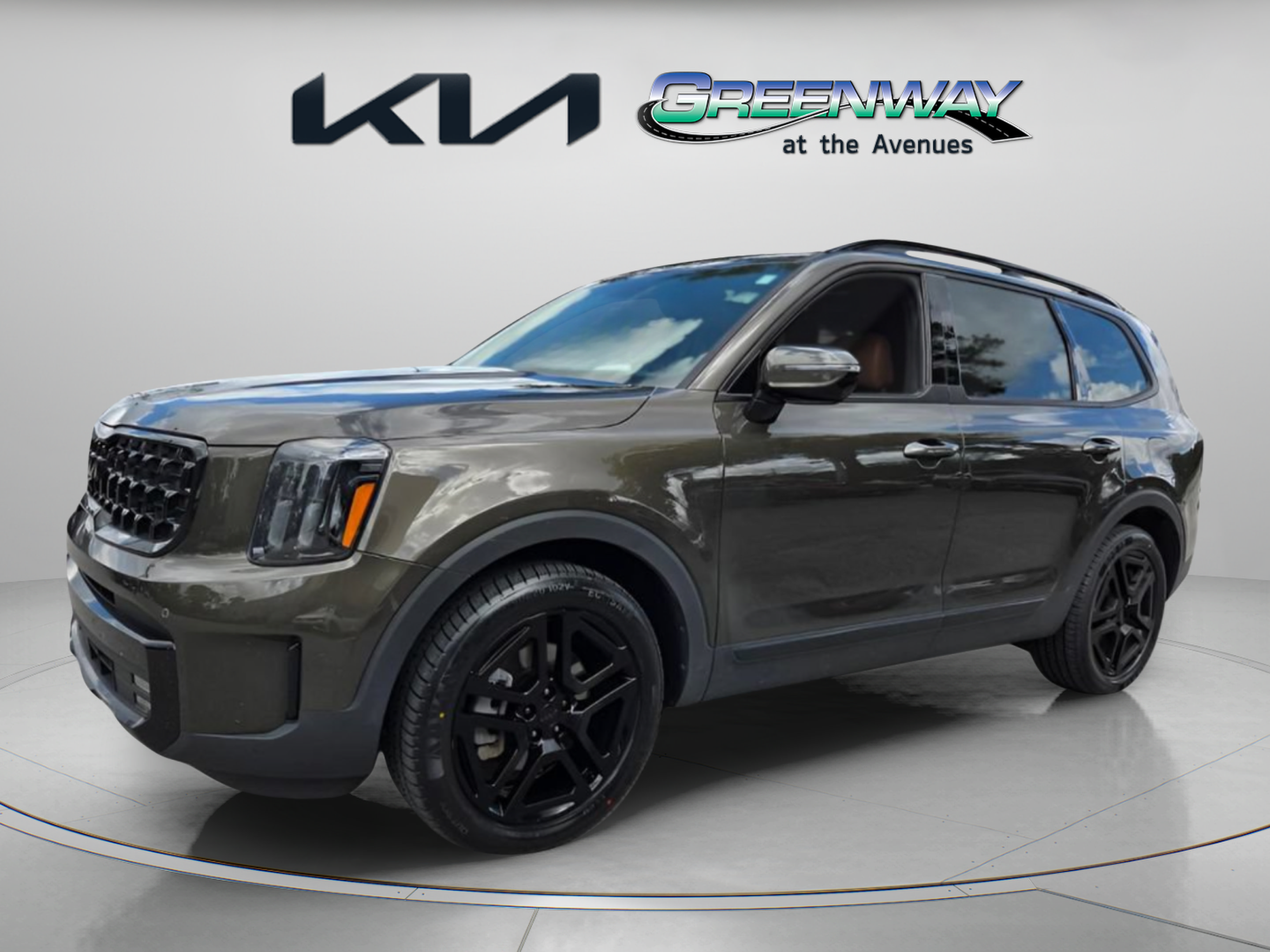 Used 2025 Kia Telluride SX X-Line AWD/4WD image 3