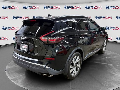 Used 2019 Nissan Murano SL image 3