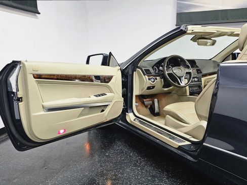 Used 2012 Mercedes-Benz E 350 Cabriolet image 34