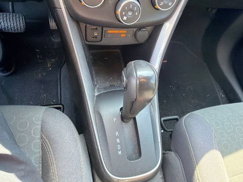 Used 2020 Chevrolet Trax LS w/ Tint and Cruise Package FWD image 17