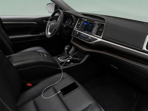 Used 2017 Toyota Highlander Limited FWD image 34