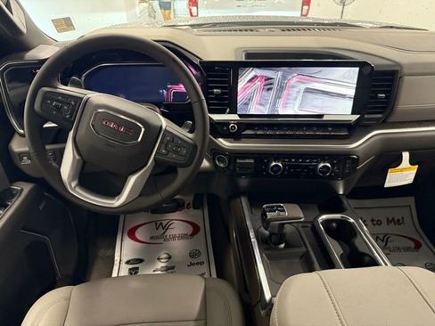 New 2026 GMC Sierra 1500 SLT w/ SLT Premium Plus Package AWD/4WD image 17