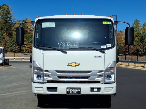 New 2024 Chevrolet Low Cab Forward 4500 XD RWD image 32