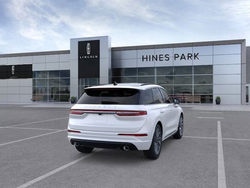 New 2026 Lincoln Corsair Grand Touring image 8