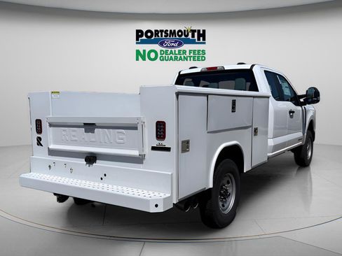 New 2025 Ford F250 XL w/ XL Chrome Package AWD/4WD image 18