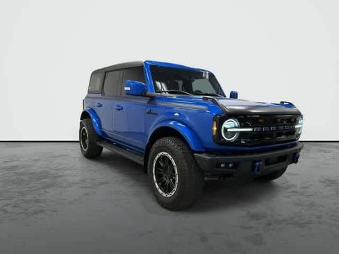 Used 2022 Ford Bronco Outer Banks AWD/4WD image 6