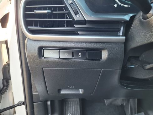 Used 2024 Kia Telluride LX image 22