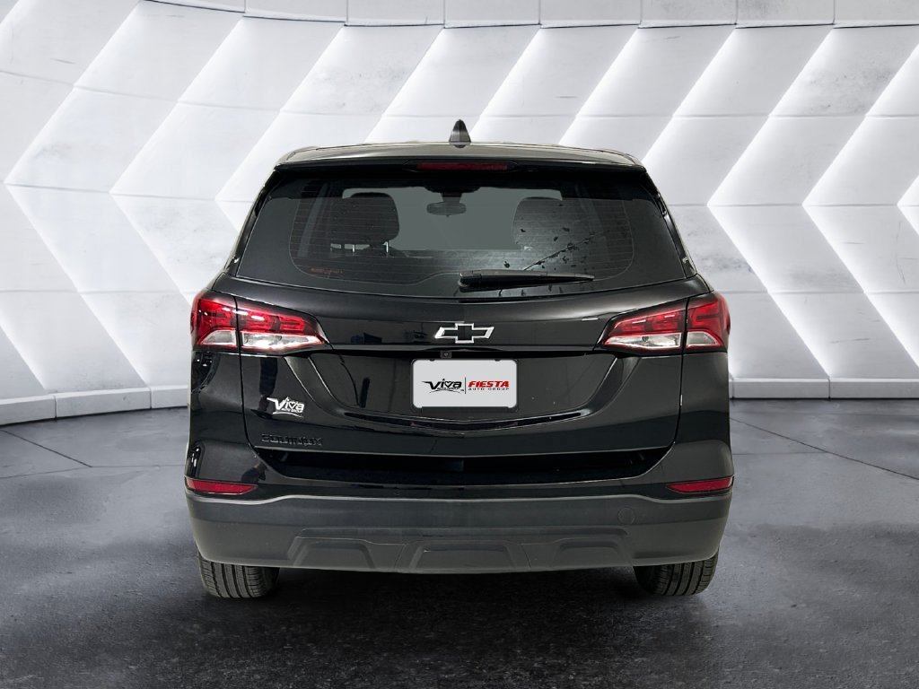 Used 2023 Chevrolet Equinox LS w/ Midnight Edition FWD image 5