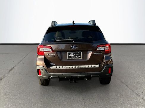 Used 2019 Subaru Outback 2.5i Limited w/ Popular Package #2 image 6