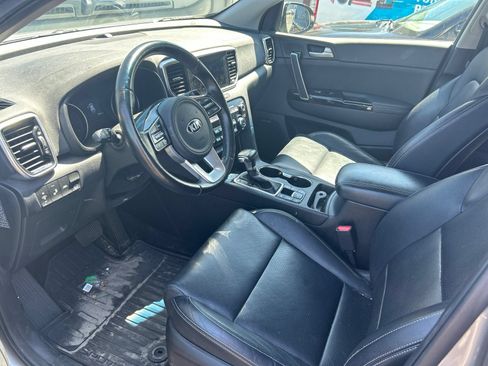 Used 2021 Kia Sportage EX w/ EX Technology Package AWD/4WD image 5