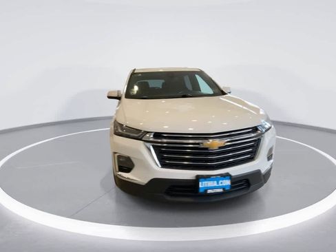 Used 2022 Chevrolet Traverse LT AWD/4WD image 3