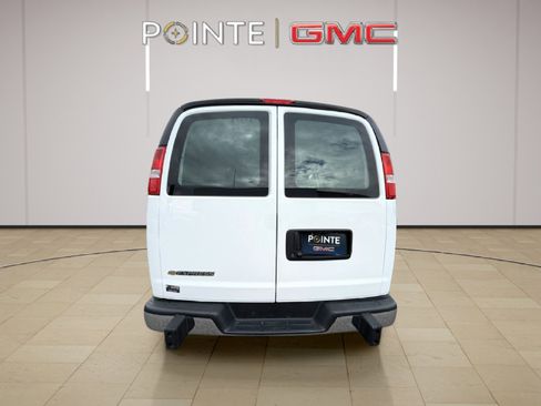 Certified 2024 Chevrolet Express 2500 w/ Driver Convenience Package image 7