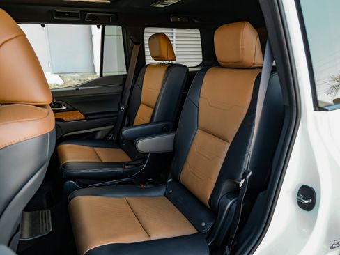 Used 2025 Lexus GX 550 image 79