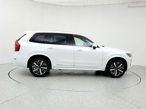 New 2026 Volvo XC90 B6 Core image 4
