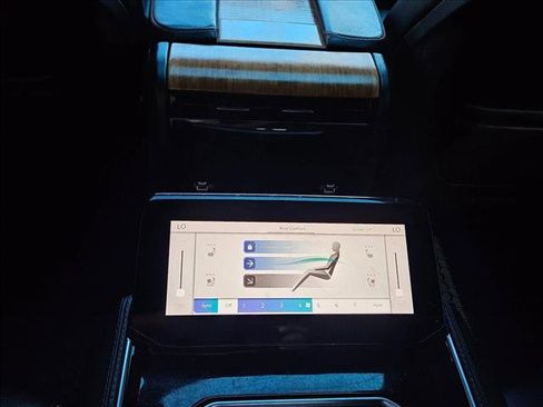 Used 2022 Jeep Grand Wagoneer Series III w/ Rear Seat Video Group 1 image 21