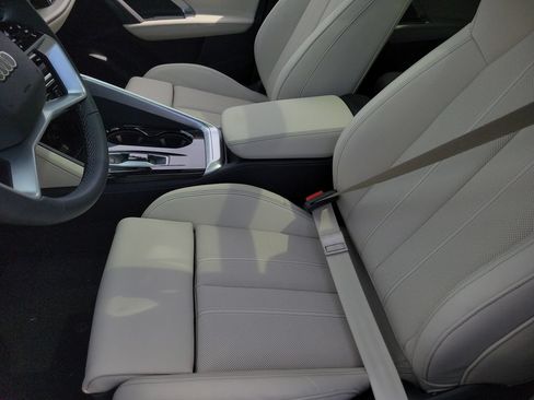 New 2026 Audi Q5 Premium Plus AWD/4WD image 17