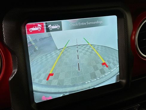 Used 2021 Jeep Wrangler Unlimited Rubicon w/ Uconnect 4C Nav & Sound Group AWD/4WD image 18