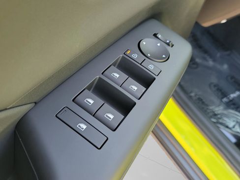 New 2026 Hyundai Kona SEL Premium image 18