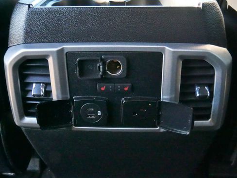 Used 2021 Ford F350 Platinum image 31