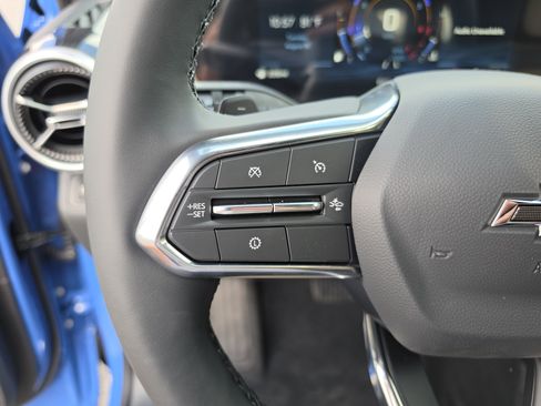New 2027 Chevrolet Equinox ACTIV w/ Convenience Package III FWD image 34
