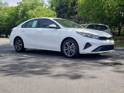 Used 2023 Kia Forte LXS FWD image 1