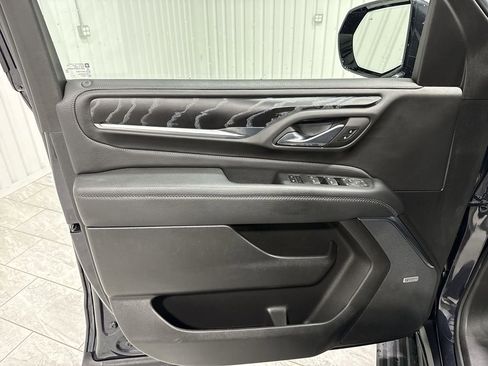 Used 2023 GMC Yukon Denali AWD/4WD image 23
