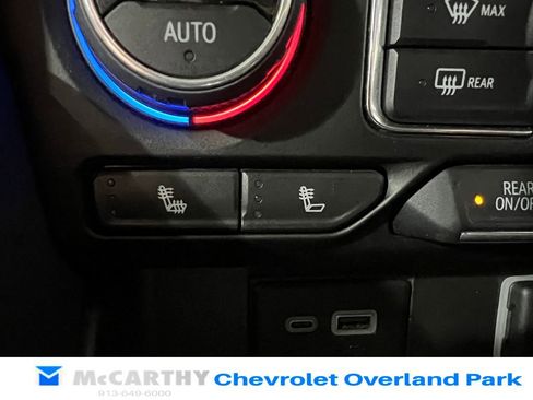 Used 2024 Chevrolet Suburban RST w/ Luxury Package AWD/4WD image 25