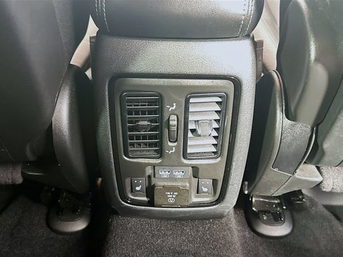 Used 2022 Dodge Durango GT AWD/4WD image 27