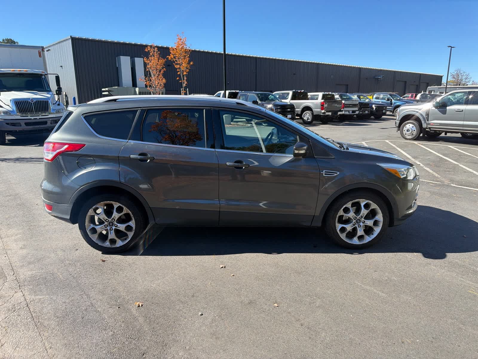 Used 2015 Ford Escape Titanium w/ Equipment Group 301A FWD image 7