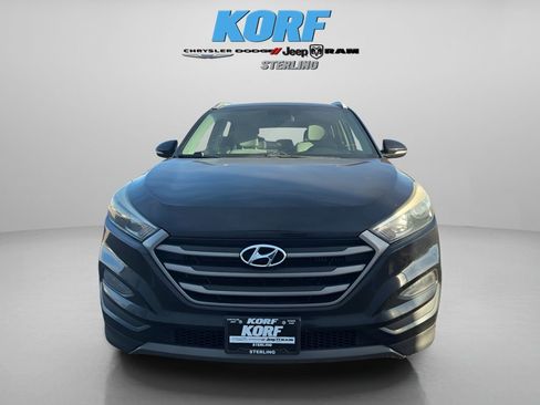 Used 2016 Hyundai Tucson Sport image 2