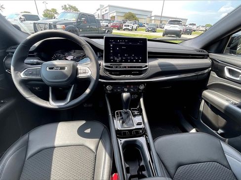 New 2025 Jeep Compass Latitude w/ Convenience Group image 5