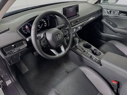 Certified 2024 Honda Civic EX-L image 9