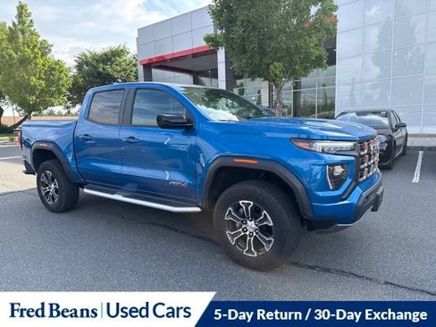 Used 2023 GMC Canyon AT4 AWD/4WD image 3