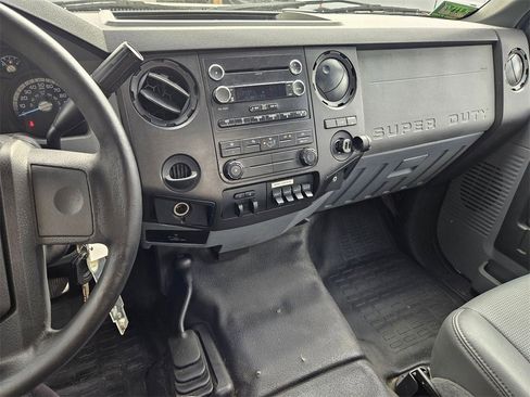 Used 2016 Ford F450 XL w/ Power Equipment Group image 18