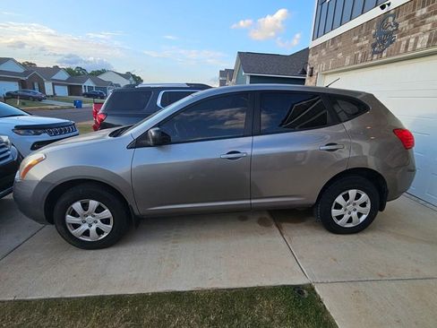 Used 2009 Nissan Rogue S image 3