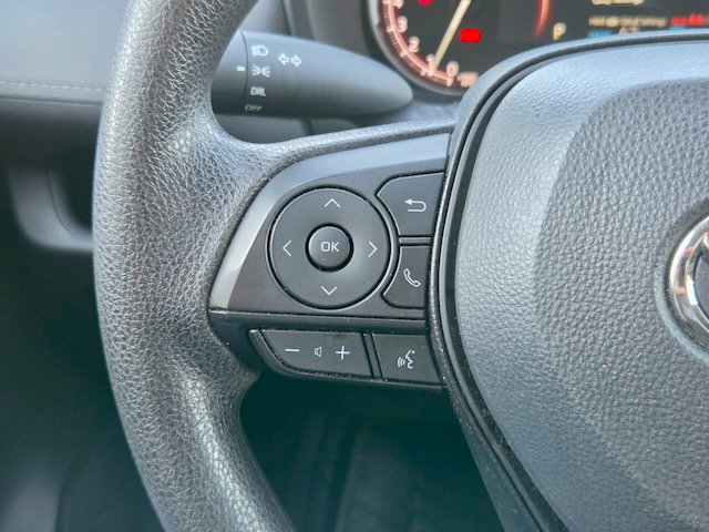 Used 2025 Toyota RAV4 LE AWD/4WD image 17