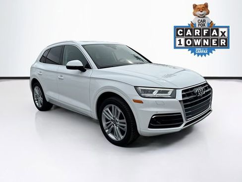 Used 2018 Audi Q5 Prestige w/ Prestige Package image 1
