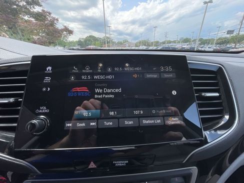 Used 2019 Honda Pilot Elite image 13