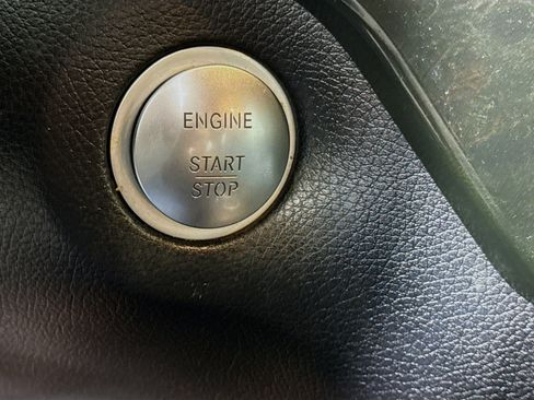 Used 2017 Mercedes-Benz GLE 350 w/ Premium 1 Package image 21